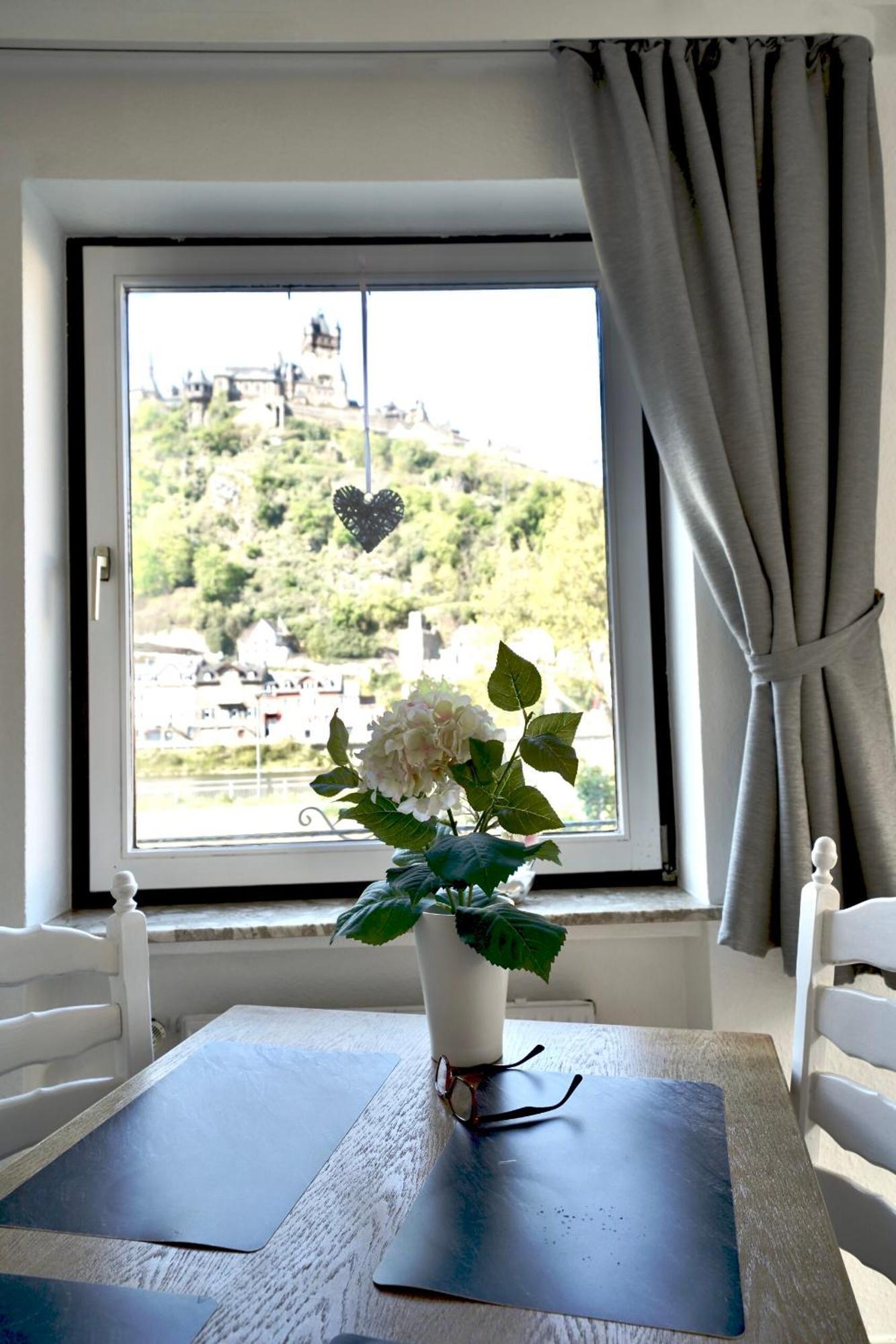 Apartments Haus Daniela Cochem Zimmer foto